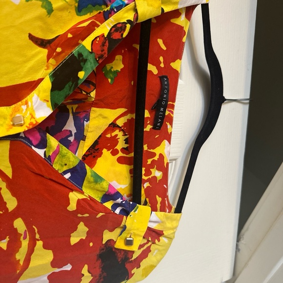 Antonio Melani 100%silk , floral women’s blouse L,perfect conditions - Picture 6 of 8